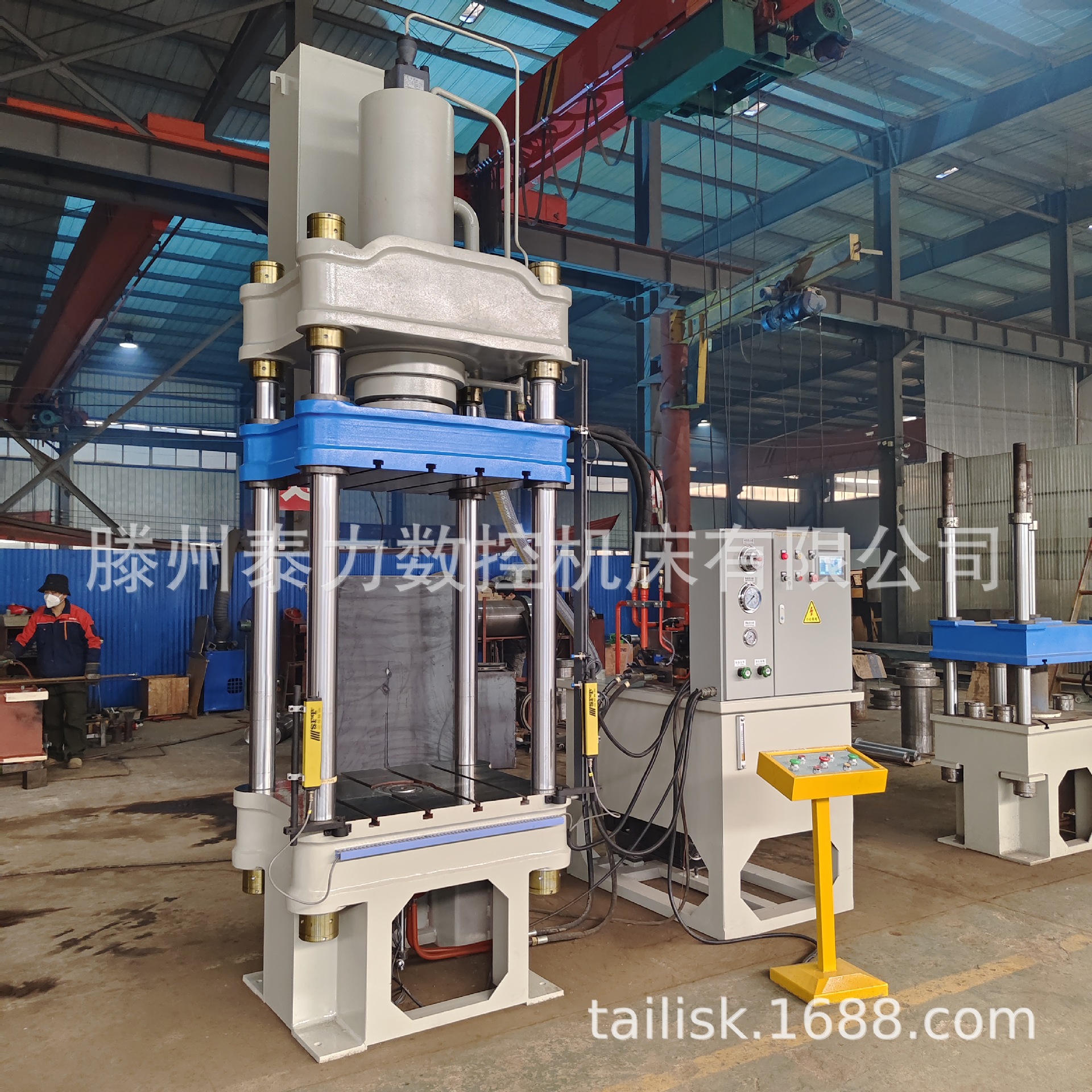 速燃碳生产设备 引燃碳液压成型机 速燃炭引火碳块烧烤助燃炭生产