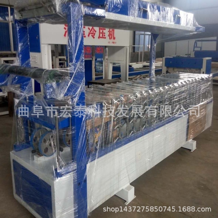 圆管包覆机 曲面线条包覆机生产视频 可更换模具窗帘杆包覆机厂家