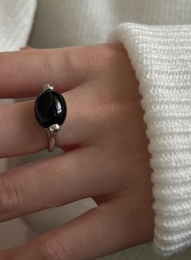 一恋甜酷黑色仿玉石戒指女几何椭
