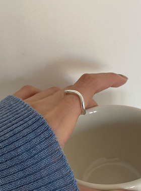 一恋简约线条波浪戒指女时尚个性气质优雅百搭开口指环食指戒