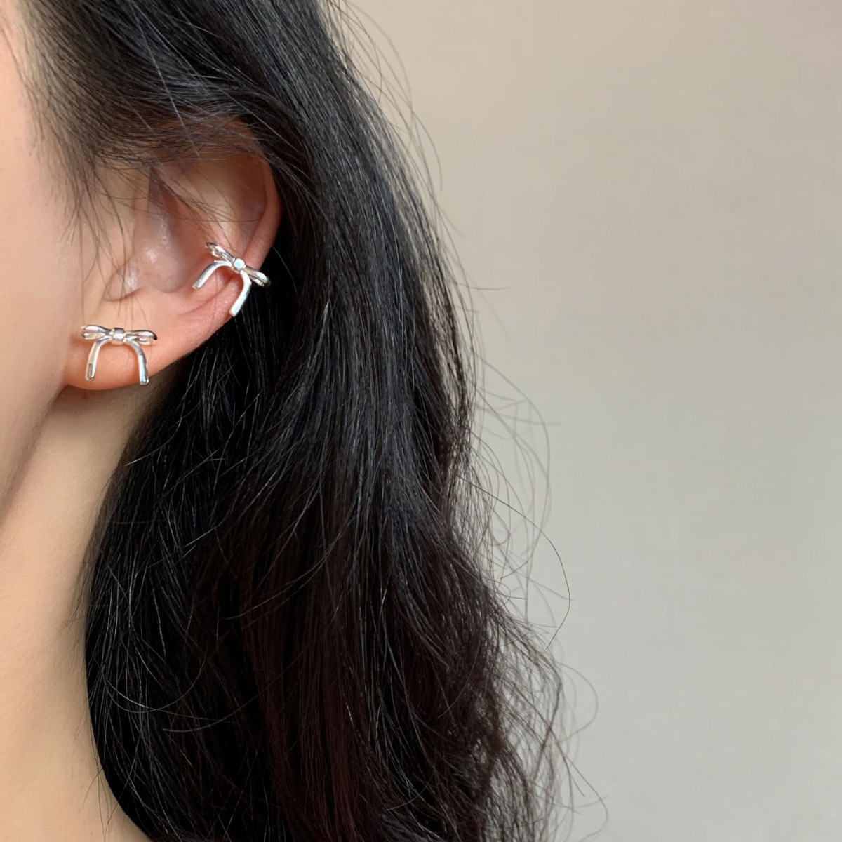 一恋芭蕾风小巧可爱蝴蝶结耳钉耳骨夹女时尚个性百搭叠戴耳饰