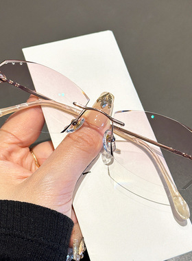 无框近视眼镜女纯欲大脸显瘦眼镜防蓝光超轻平光镜无框69063-B