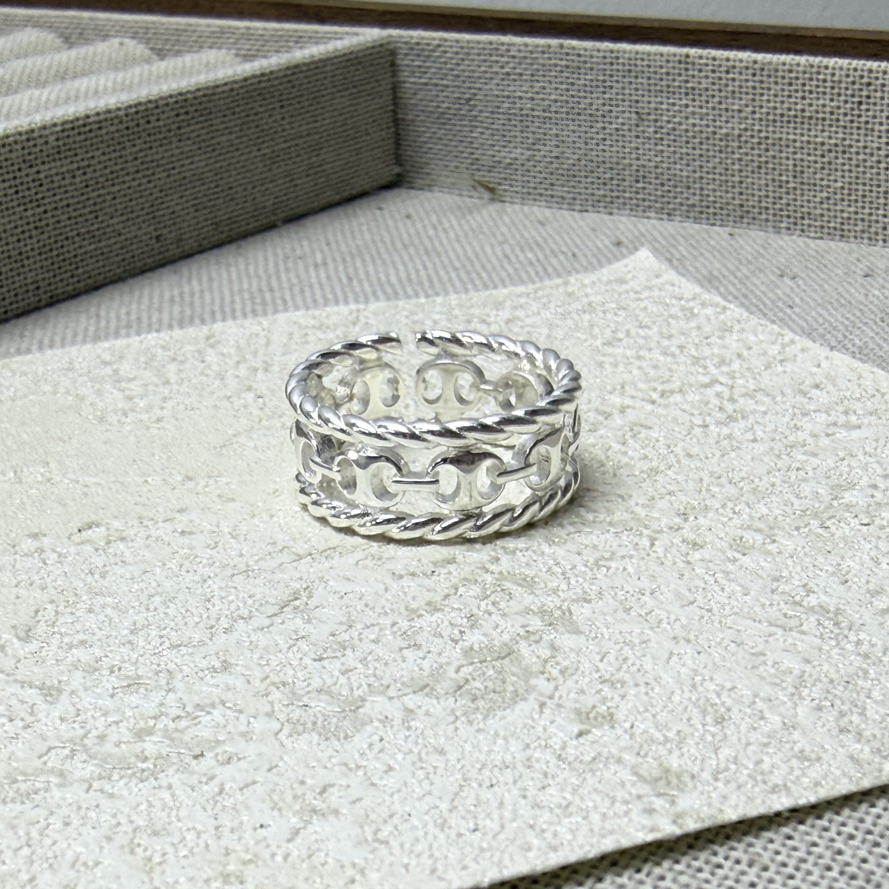 纯银925银宽厚猪鼻子轻奢纹理银戒指女开口可调节小众重工指环