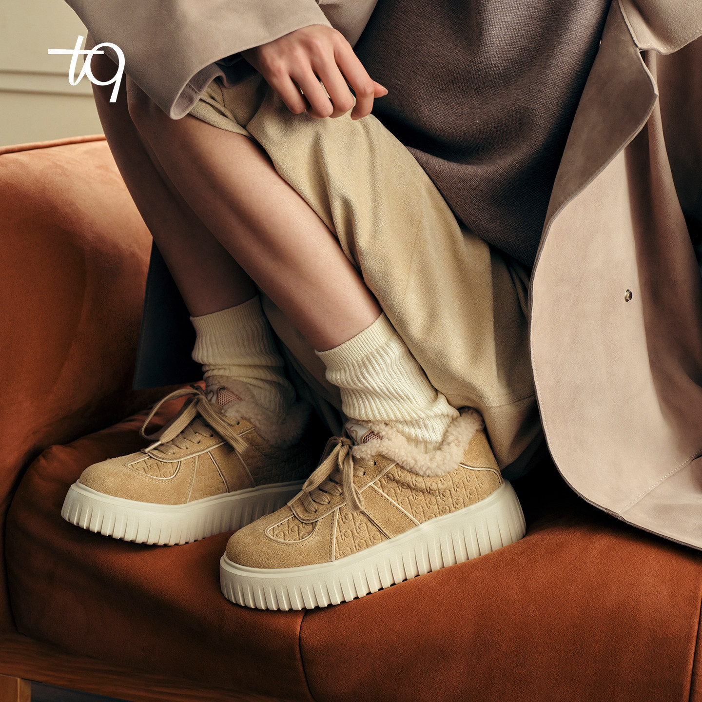 Talitaqoom2025年冬季新款厚底休闲板鞋加绒保暖复古休闲鞋tq女鞋