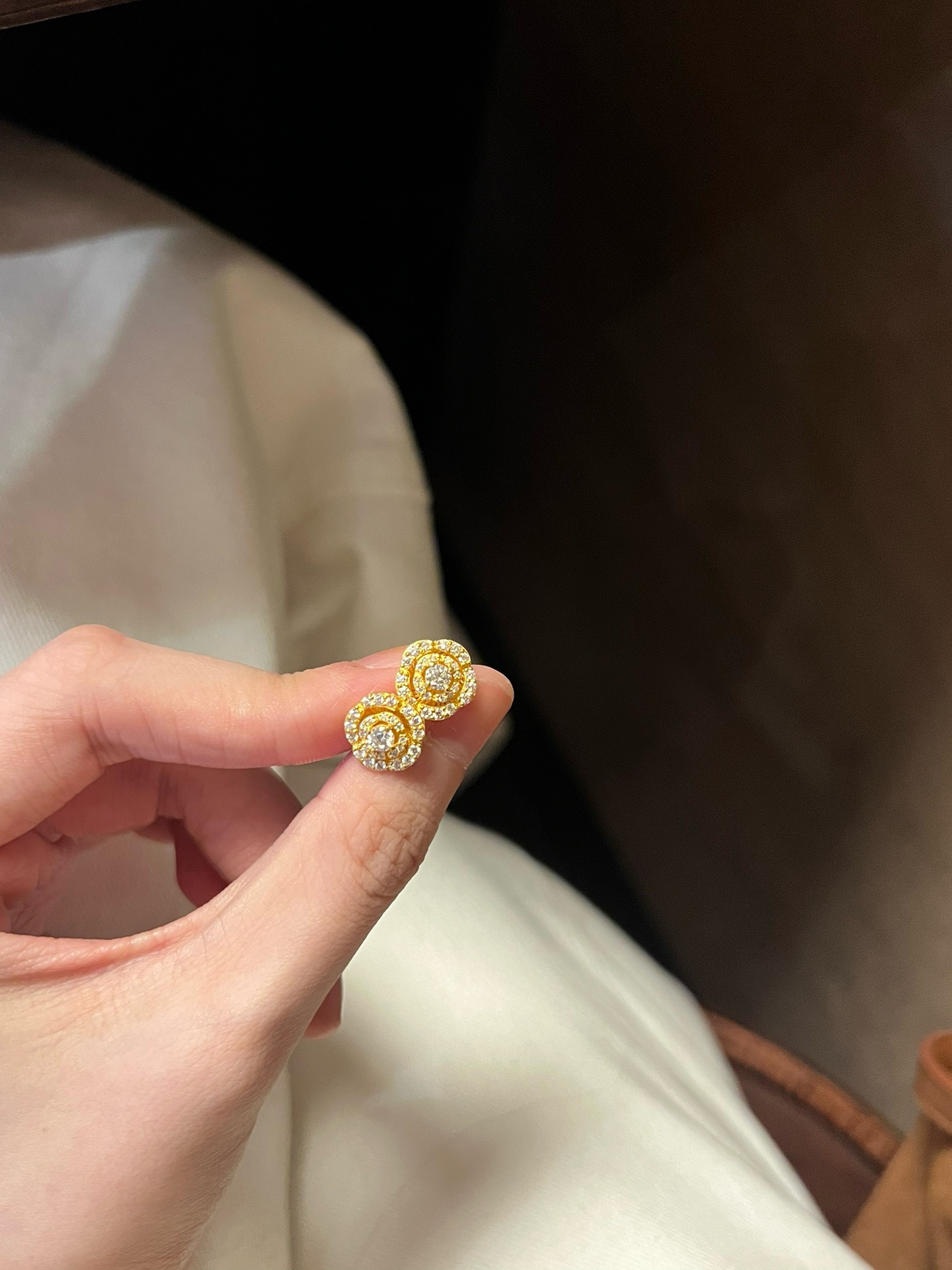 满钻玫瑰黄金耳钉999足金