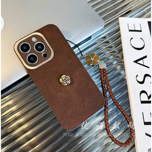 【苹果】iPhone15/14/13promax秋冬复古立体山茶花挂链款女新手机壳月坑纹15por防摔高级感