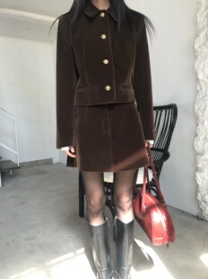 现货～we are韩国代购丝绒长袖金扣外套气质复古千金风半裙两件套