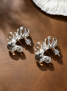 渐变透明白水晶耳环女秋冬轻奢小众设计高级感银针玻璃珠耳钉耳饰