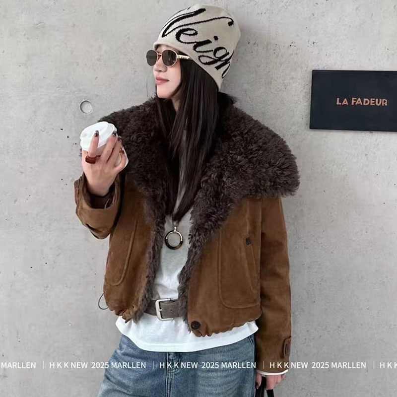 小个子短款皮毛一体外套女2025年冬季新款洋气大翻领鹿皮绒上衣