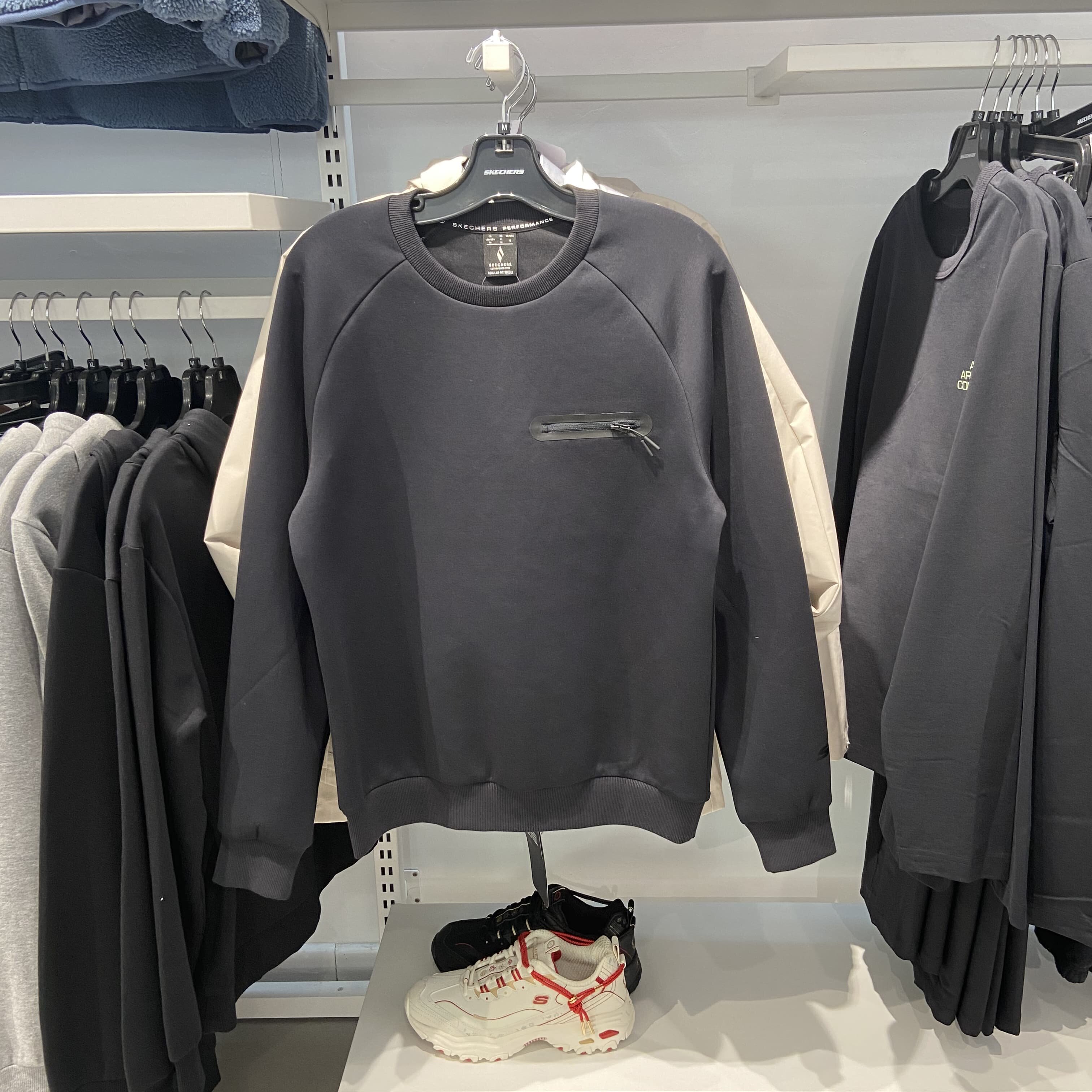 Skechers斯凯奇新款男士简约百搭舒适针织套头圆领卫衣P424M038