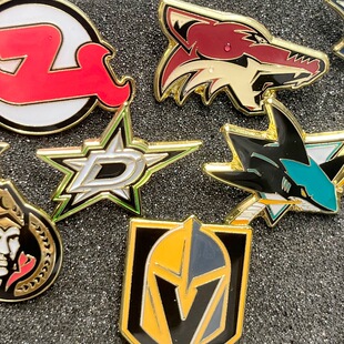 NHL冰球纪念徽章NHL球队周边产品礼品珍藏收藏产品冰球装饰品胸针