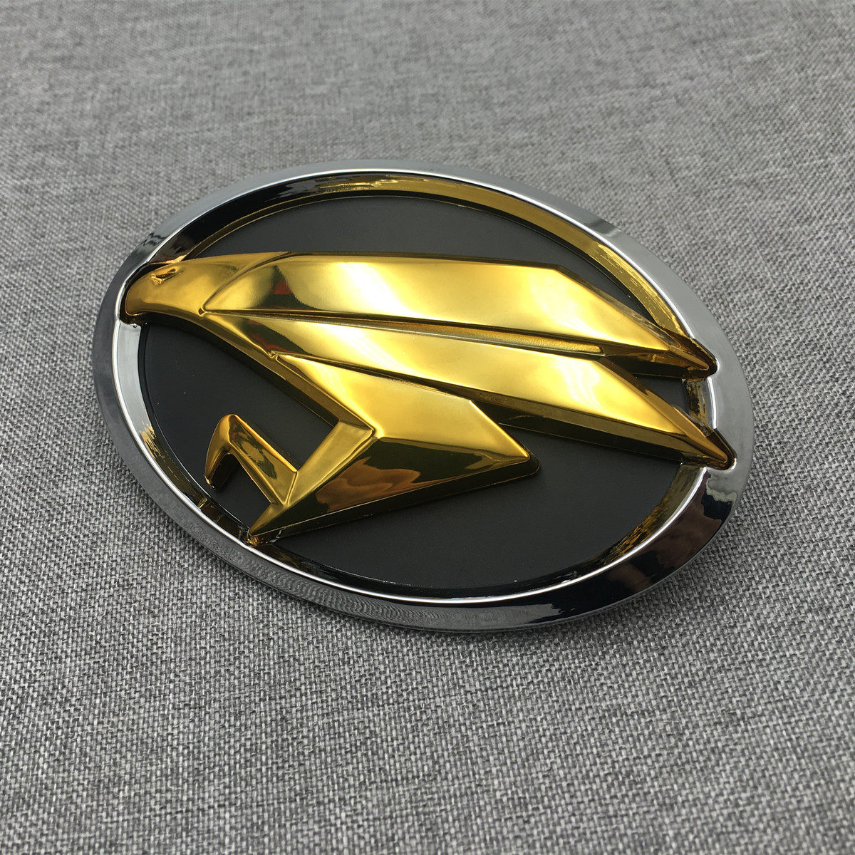 适用于丰田卡罗拉凯美瑞赛纳雅力士比亚迪酷熊汽车改装标老鹰鸟标