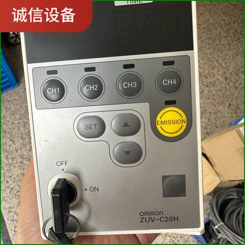 欧姆龙控制器ZUV-C20H 成色几乎全新，功能正常，有需要议价