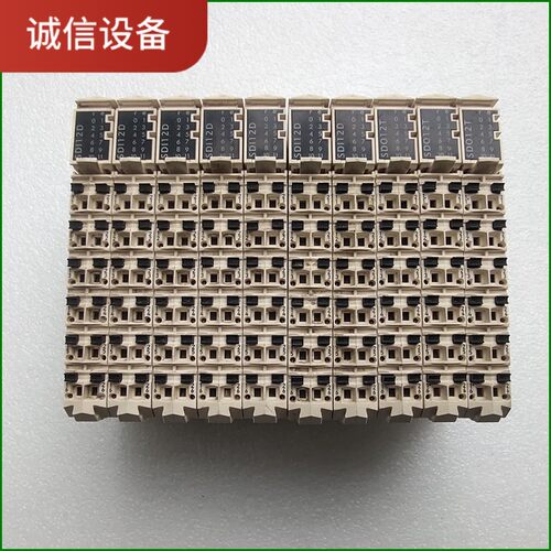 施耐德PLC 模块TM5SDO12T 三片  TM5SDI1议价
