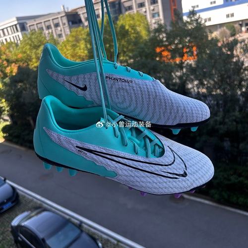 耐克PU低帮男子足球鞋性价比