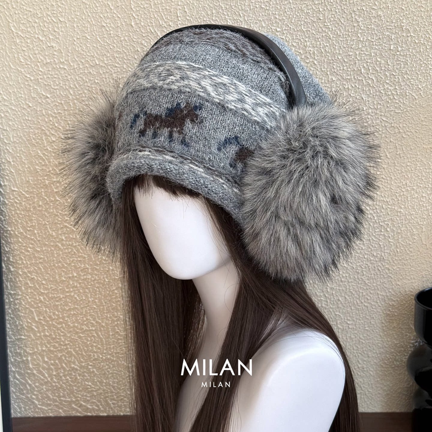 两件套！浅灰色毛绒耳罩女百搭防寒保暖毛绒耳套耳捂子冷帽针织帽