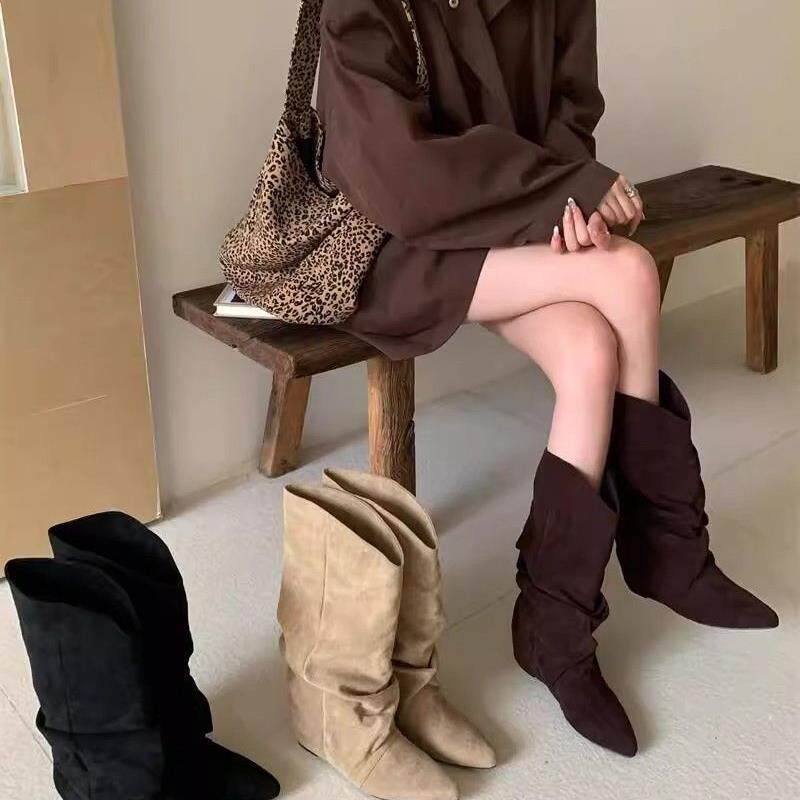 气质褶皱高筒靴绒面堆堆靴女炸街靴子新款尖头裤管长靴长筒靴