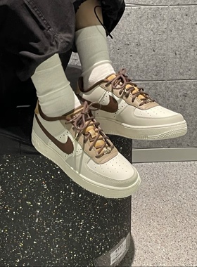 Nike空军一号AF1板鞋米白色低帮系带运动鞋女款FV3702-121