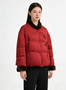 DY3394樱美嘉鹅绒服钉珠水貂毛羽绒服冬季新款新中式女加厚冬外套