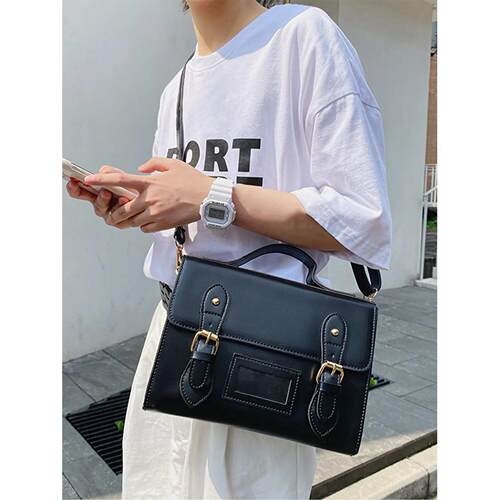 Vintage Unisex Style Handheld Leather Bag Male and Female Bl