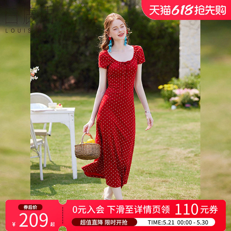 白鹿语度假风复古波点弹力修身显白长裙夏款甜美收腰女连衣裙