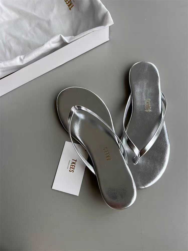 日常平底外穿美国度假人字拖百搭