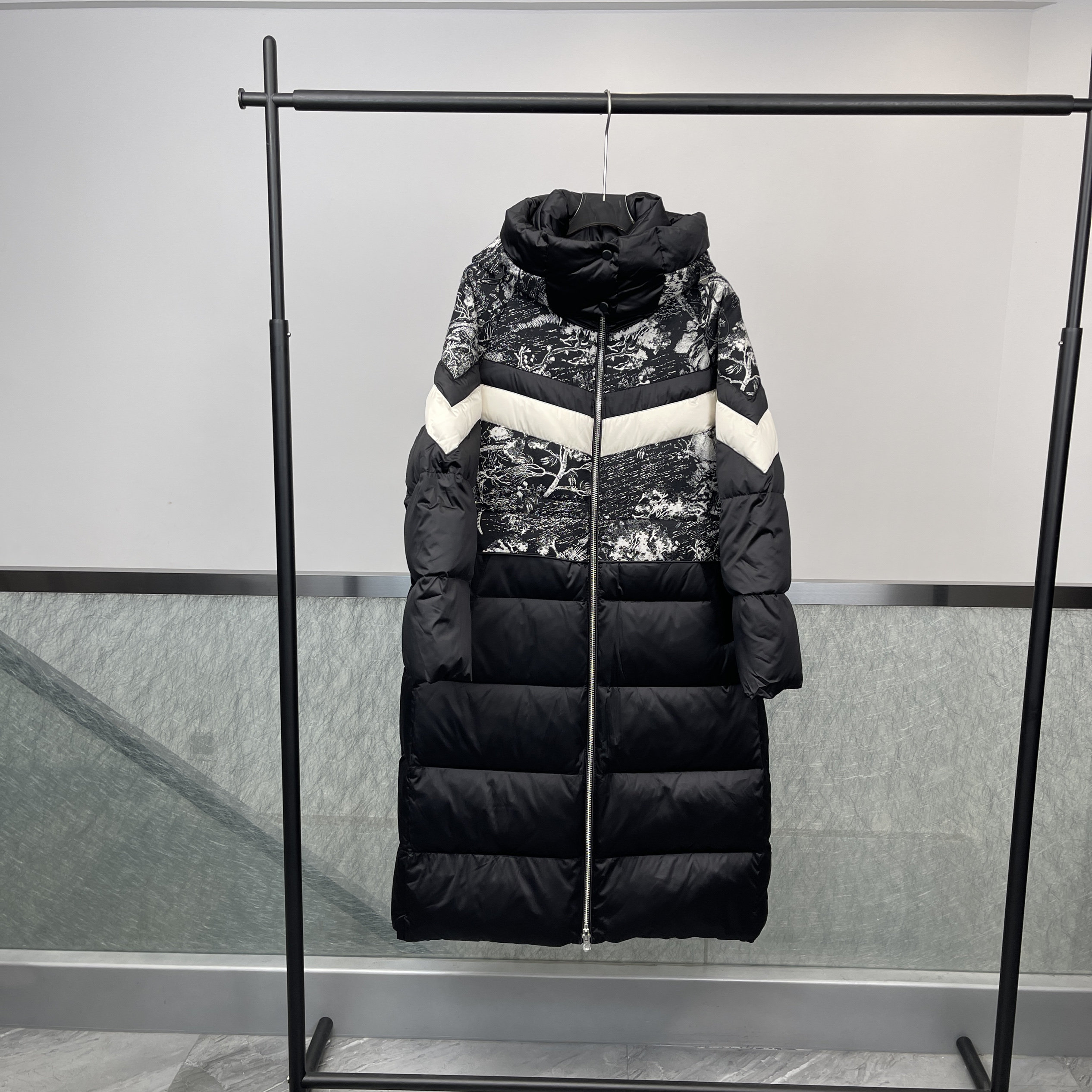 品牌羽绒服女款加厚保暖长款过膝连帽90白鸭绒外套修身宽松1122