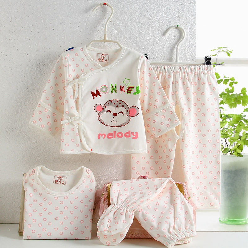 迪尼春秋冬季4件套新生儿纯棉衣服0-3个月刚出生宝宝初生婴儿衣服