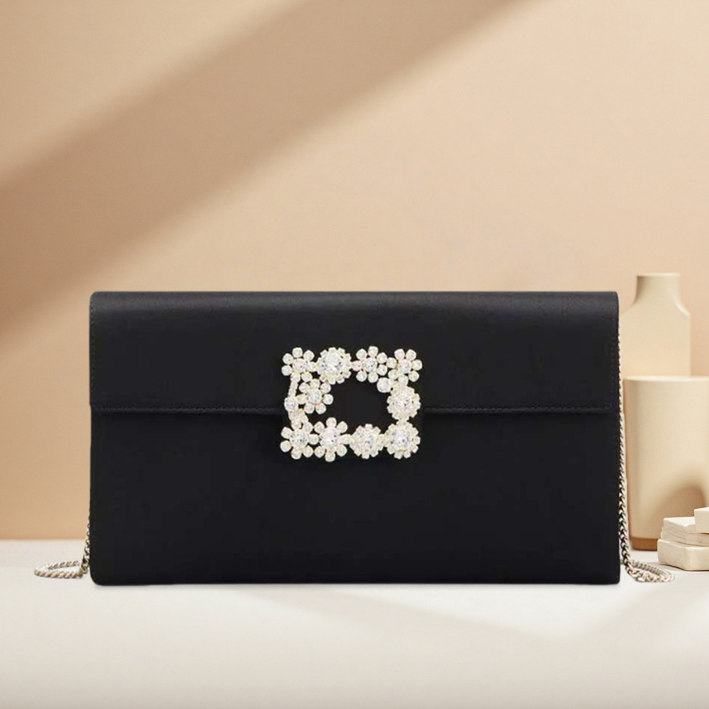 明星同款斜挎手拿小方包水钻花扣晚宴丝绸女包单肩斜挎链条礼服包