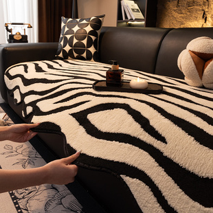 加厚防滑坐垫子2025新款 异形高级感沙发垫四季 皮沙发套罩全盖布巾
