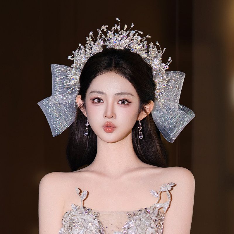 新款韩系减龄新娘灵动头饰森系水晶蝴蝶发箍皇冠婚纱礼服晚宴配饰