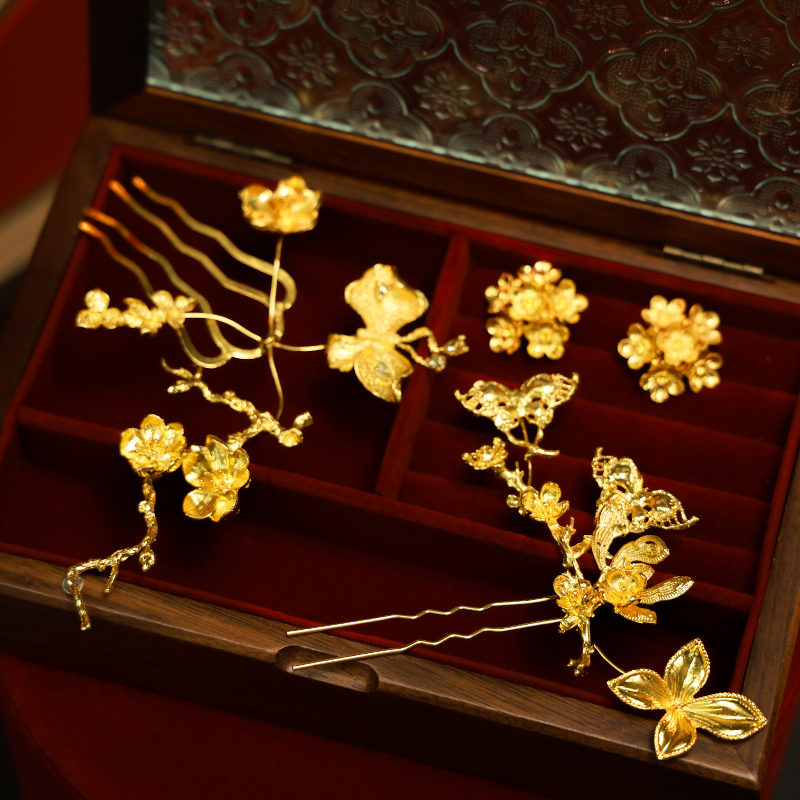 新娘头饰秀禾服新中式金色花朵发钗发梳盘发高级感敬酒服结婚发饰