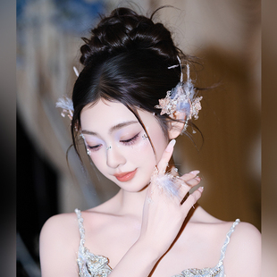 新娘头饰超仙甜美芭蕾舞造型发饰结婚头饰晨袍配饰粉蓝色羽毛耳挂