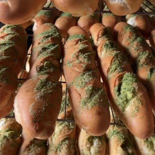 全麦法棍面包健身即食代餐粗粮早餐蒜香下午茶餐厅商用现做现发