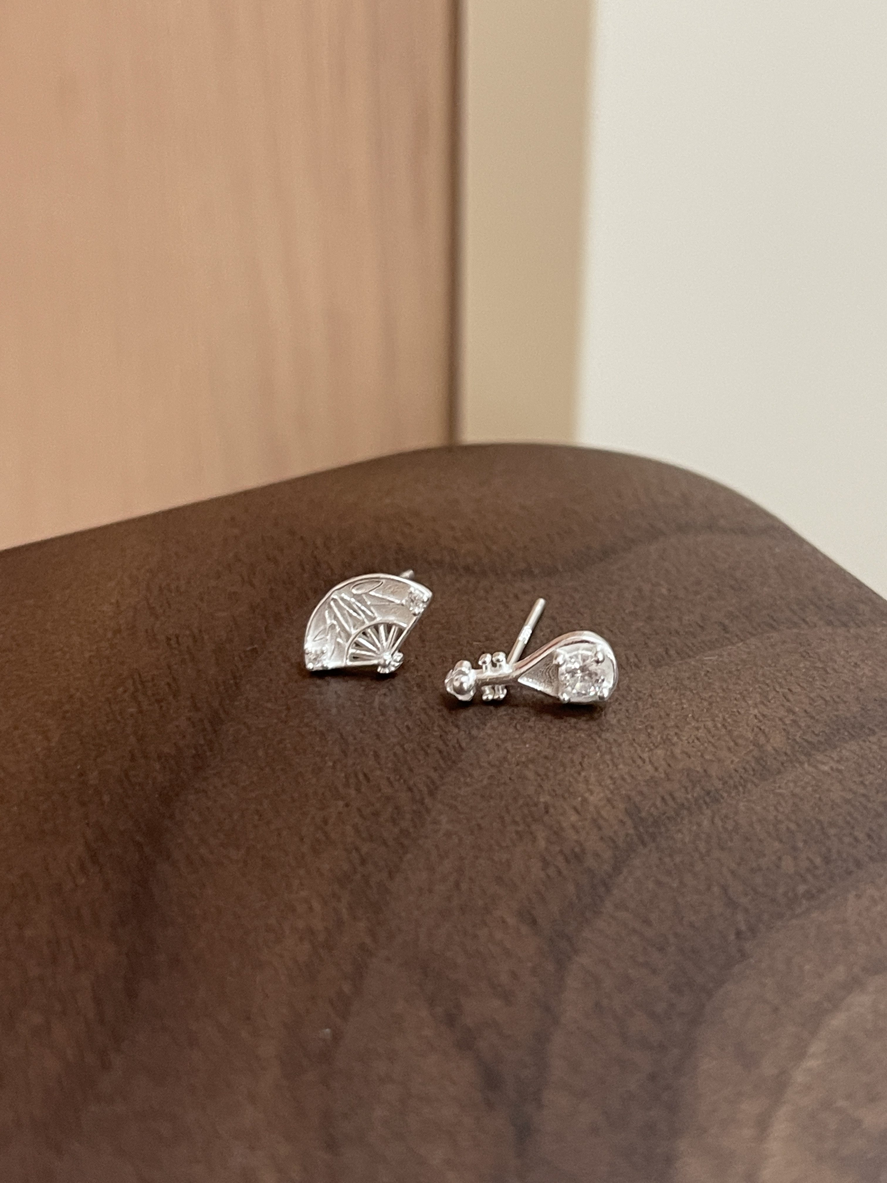 足银990纯银耳钉女折扇琵琶时尚新款国风复古民族小众设计不对称,饰品/流行首饰/时尚饰品新,银饰耳饰,淘宝优惠券,粉丝福利购,淘宝优惠卷