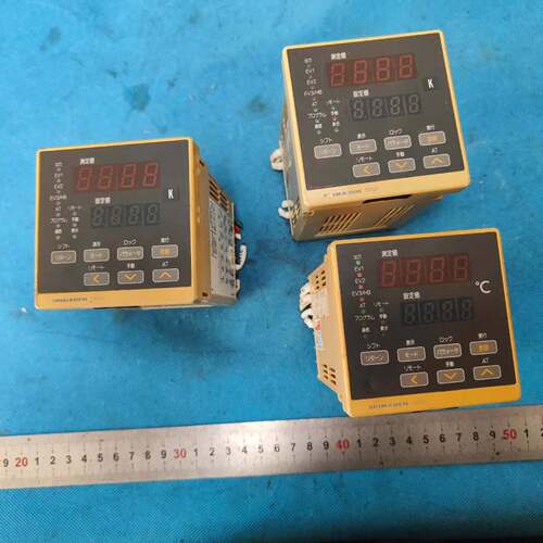 议价温控仪SR52-KY-90-N10000-00J0，有2可维修翻新