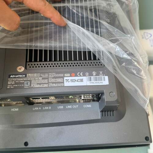 议价TPC-1582H-433BE 研华15寸4GB i3处理可维修翻新