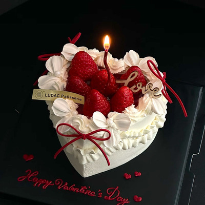 情人节情侣法式蛋糕love装饰摆件