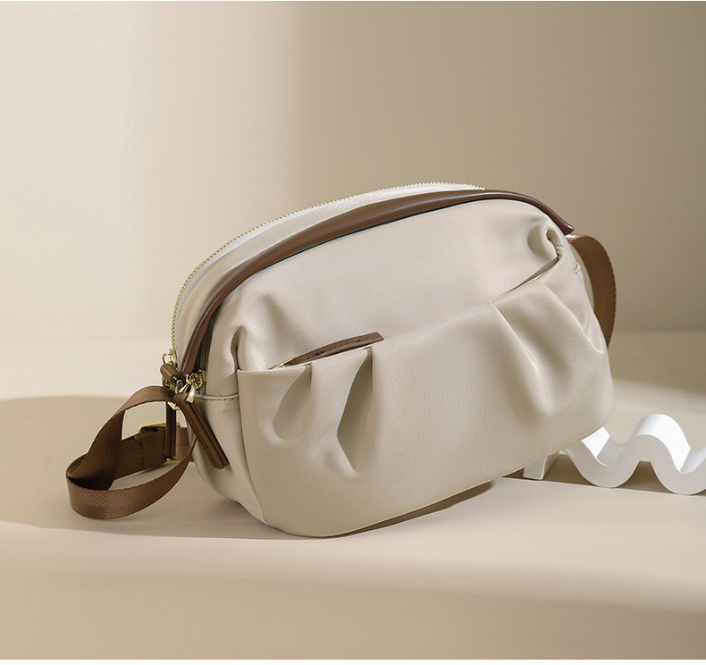 女士包包2025新款潮高级感时尚帆布休闲超轻牛津布斜挎包女妈妈包