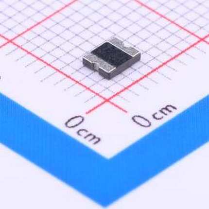 SL1210600 自恢复保险丝 6V 6A 1210自恢复 1210