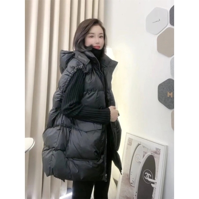 秋冬羽绒马甲女外穿中长款连帽宽松2025新款轻薄90白鸭绒欧货马夹