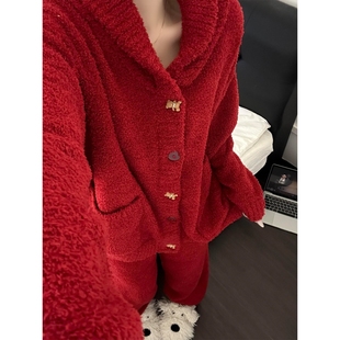 红色连帽半边绒针织开衫睡衣女冬季新款牛角扣宽松软糯家居服套装
