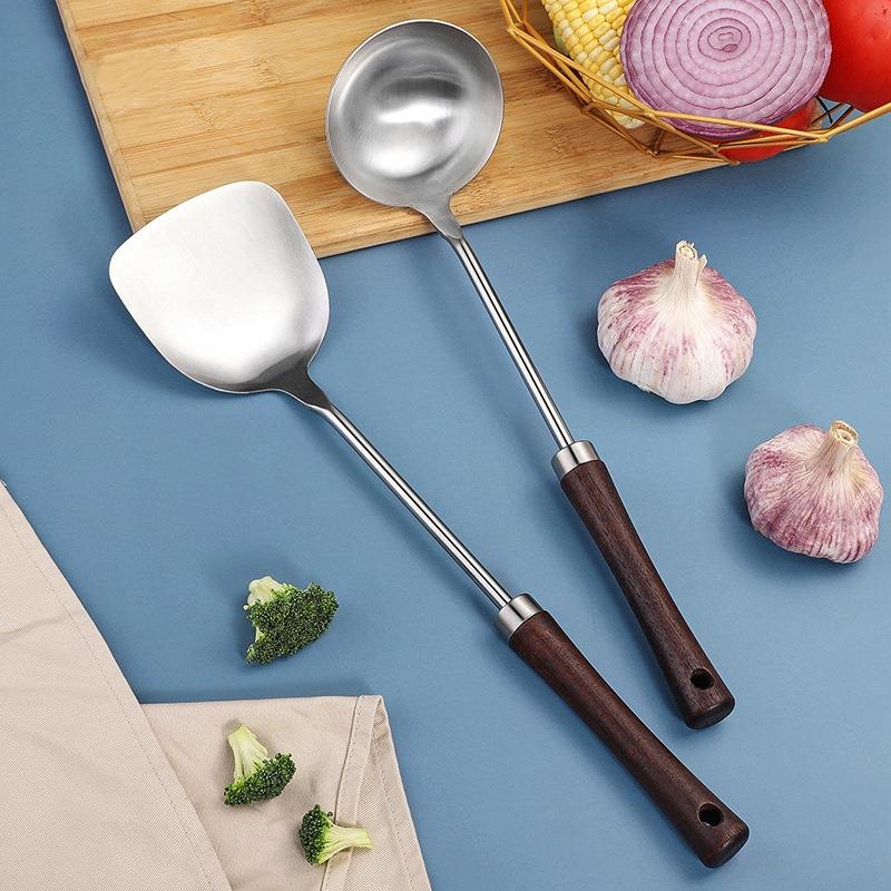 木柄锅铲传统老式防烫手柄中式不锈钢加厚实木家用炒菜铲子