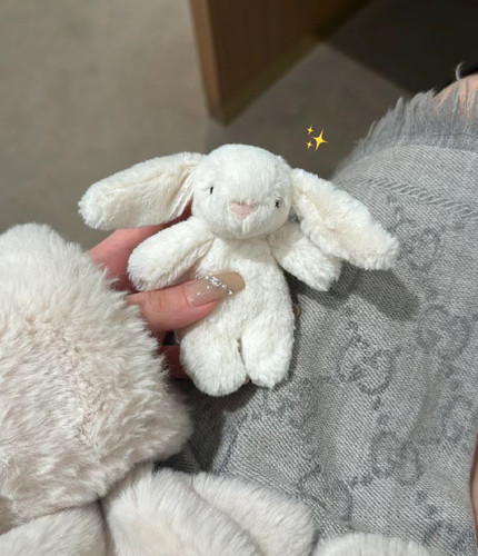 jellycat邦尼兔包包钥匙扣挂件