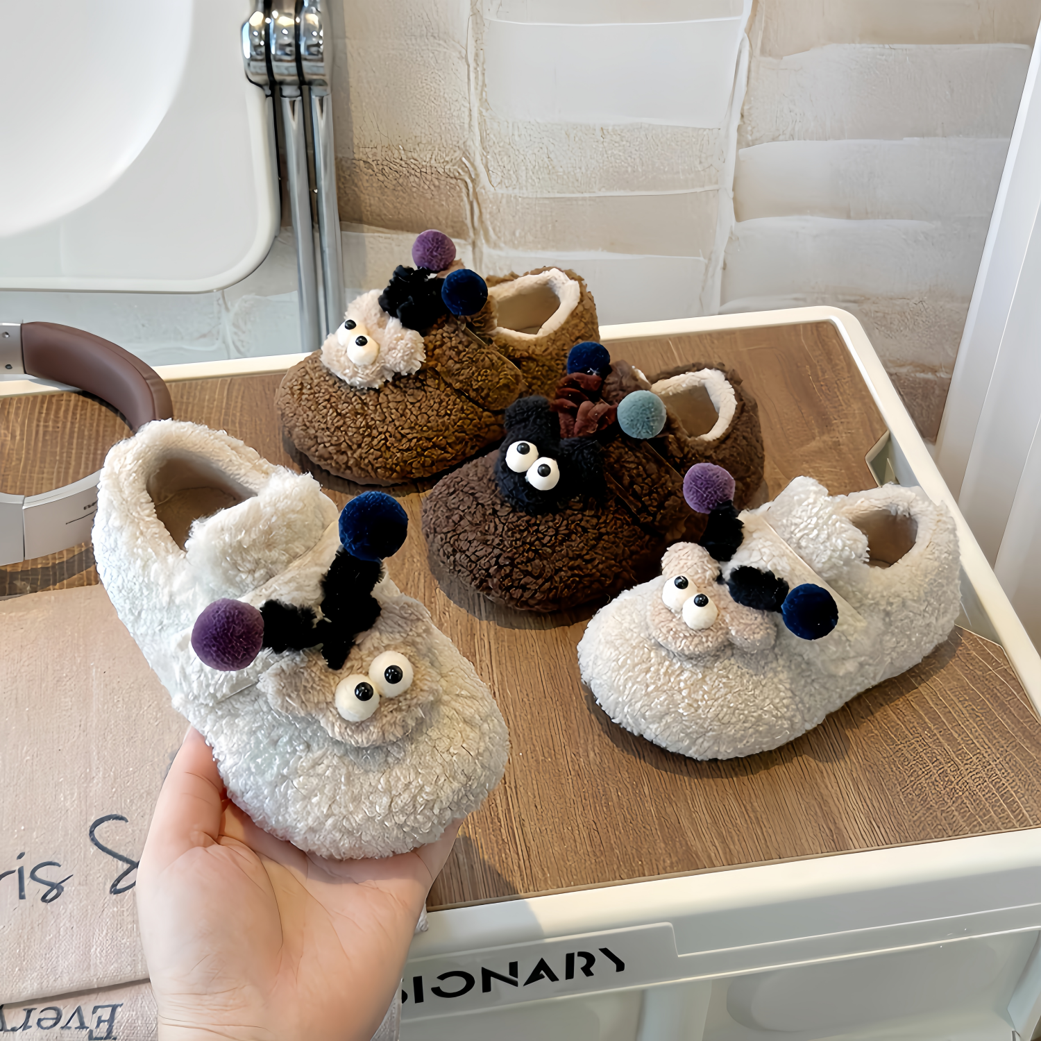 儿童鞋子2025冬季新款男童毛毛鞋宝宝可爱公仔豆豆鞋女童加绒棉鞋,童鞋/婴儿鞋/亲子鞋,儿童棉拖鞋,淘宝优惠券,粉丝福利购,淘宝优惠卷