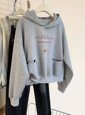 独特别致灰色字母印花连帽慵懒风卫衣女2025秋季新款时尚洋气上衣