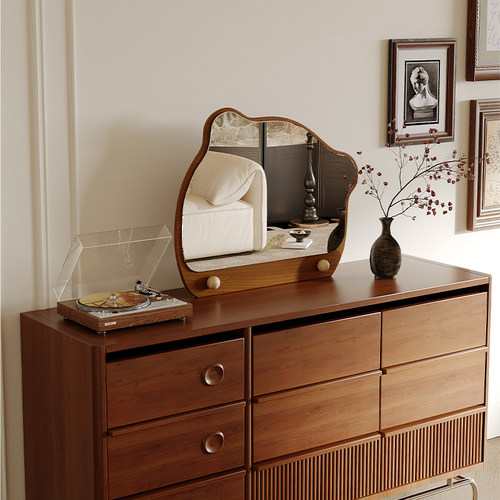 和荣轩2025新款中古风小熊梳妆镜