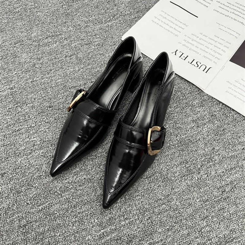 潮牌法式单鞋尖头小高跟粗跟新款春款女鞋英伦风鞋子2025超火皮鞋