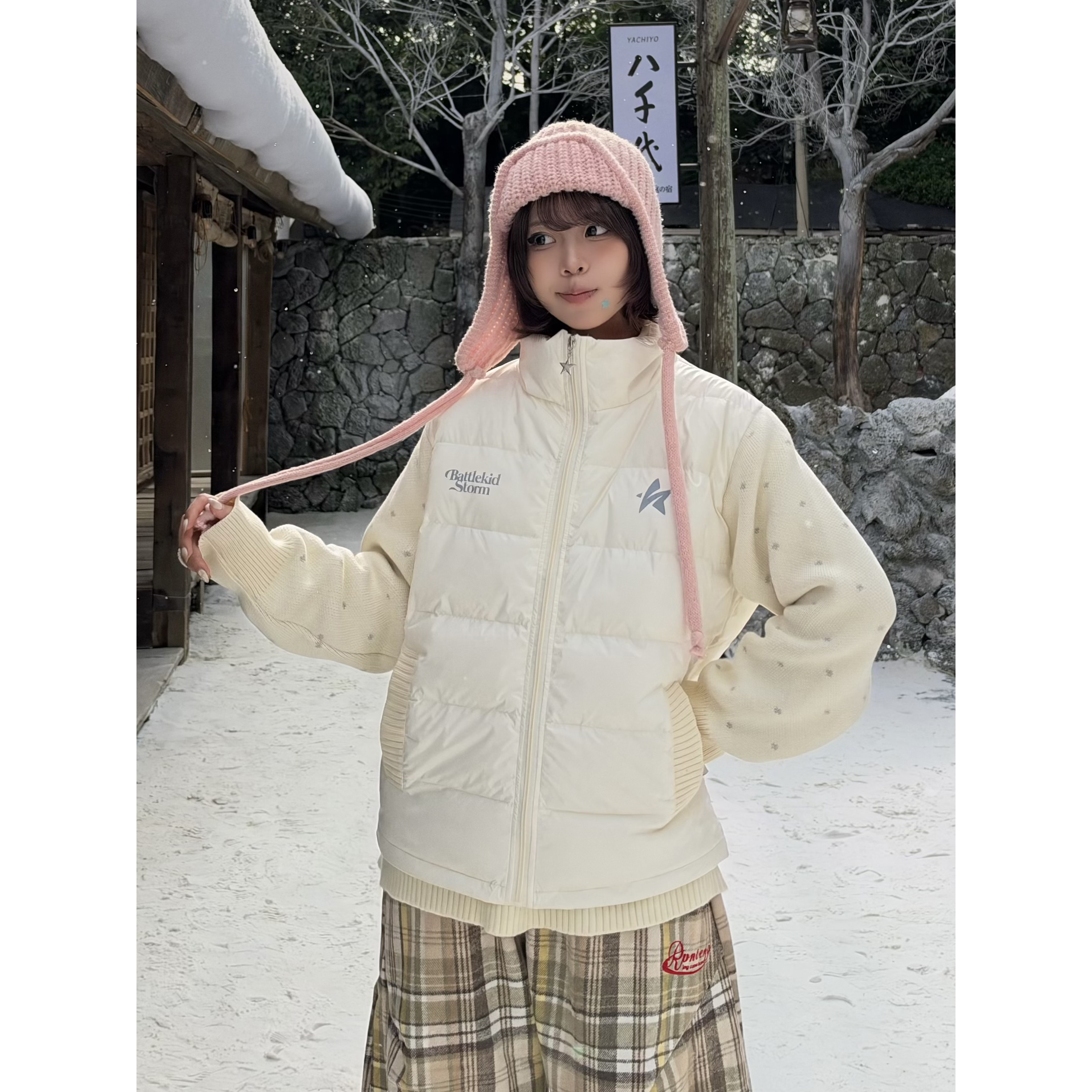 韩系复古针织袖子拼接轻薄羽绒服