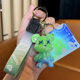 渐变涂鸦熊钥匙扣时尚男士汽车钥匙链小挂件情侣书包挂饰钥匙圈女